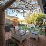 Casa vacanze Tetir Black House *