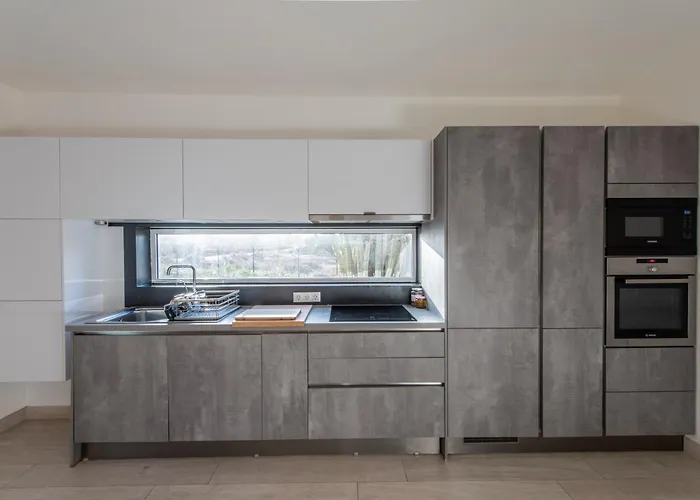 Casa de Férias Tetir Black House